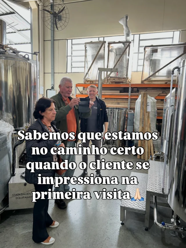 O OLHO DO CLIENTE BRILHOU QUANDO VEIO VER SUAS MÁQUINASHoje recebemos mais um cliente na fábrica da StarkBauen.Antes de investir, ele veio conhecer de perto nossa estrutura, conversar com nossa equipe, acompanhar a fabricação dos equipamentos e entender por que tantos cervejeiros escolhem a StarkBauen para fazer parte da sua história.Aqui, cada visita é mais do que uma apresentação de máquinas. É a oportunidade de transformar um projeto em realidade, trocar experiências e mostrar que qualidade, transparência e suporte fazem toda a diferença.Para nós, vender um equipamento é apenas o começo. Nosso compromisso é acompanhar o crescimento de cada cliente.Se você também sonha em montar ou expandir sua cervejaria, venha nos conhecer.📍 As portas da StarkBauen estão abertas para receber você